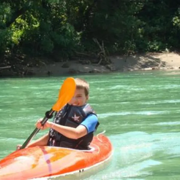 auto-camp-drina-foca-q2aw2