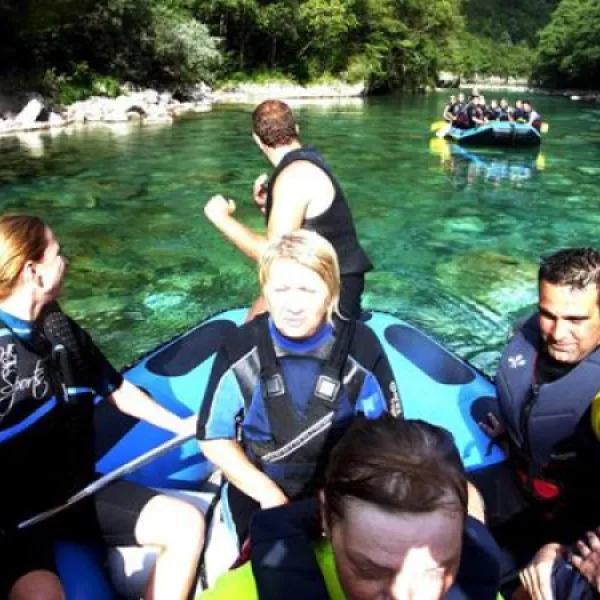 auto-camp-drina-foca-s0qsg