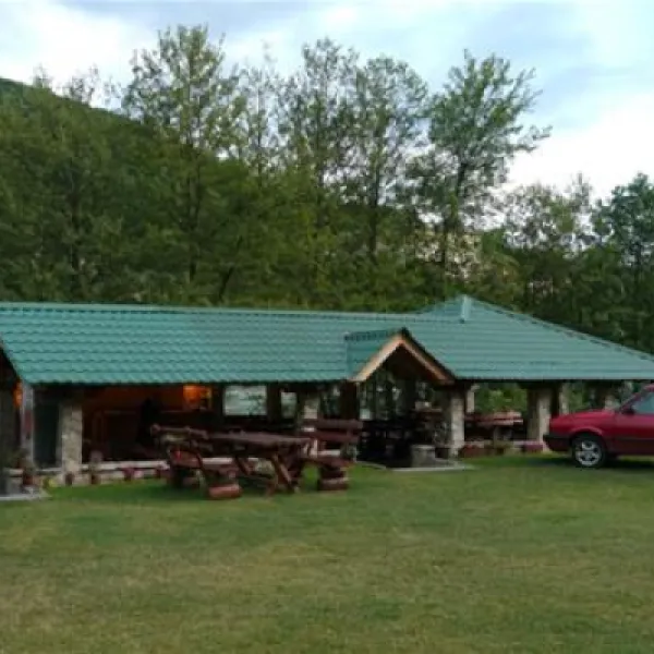 auto-camp-drina-foca-url06