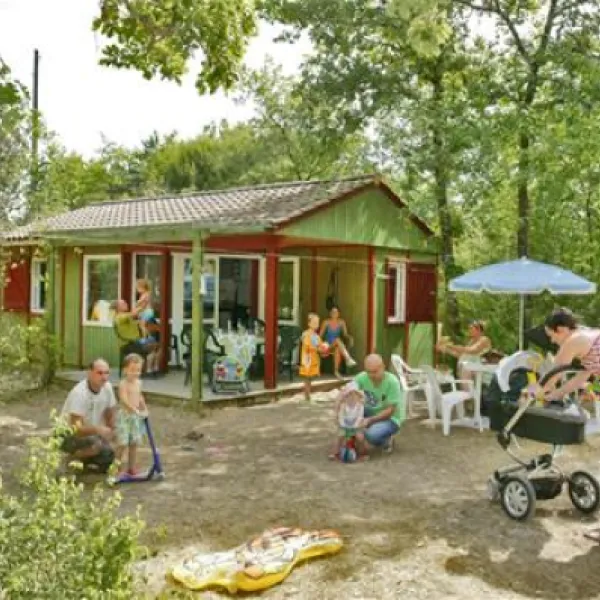 camping-la-peyrugue-daglan-40uap