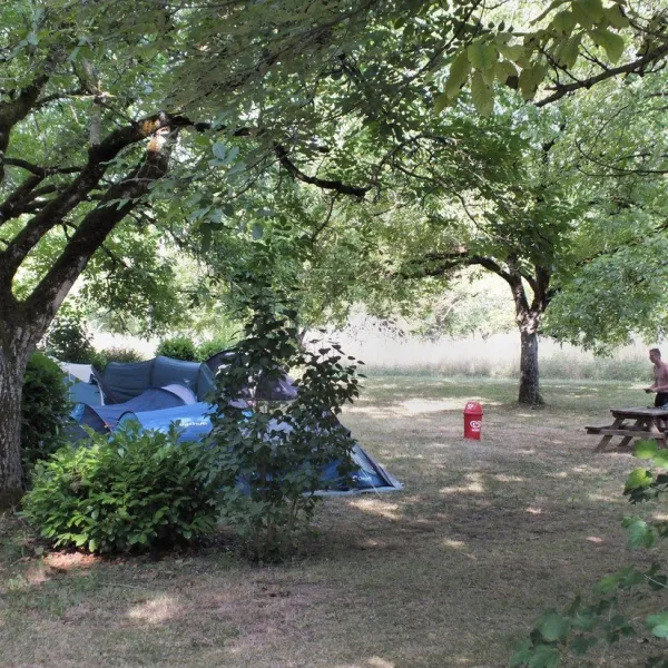 camping-la-peyrugue-daglan-ffung