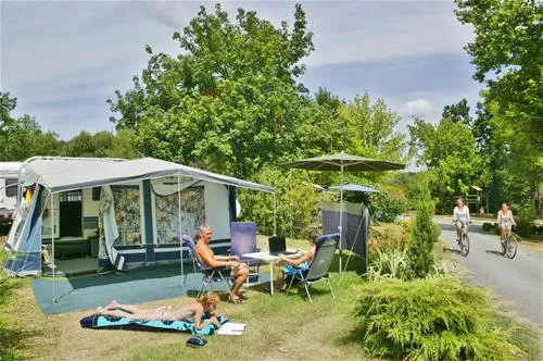 camping-la-peyrugue-daglan-iupwf