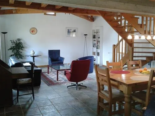 camping-la-peyrugue-daglan-izscq