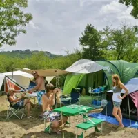 camping-la-peyrugue-daglan-y3gdv