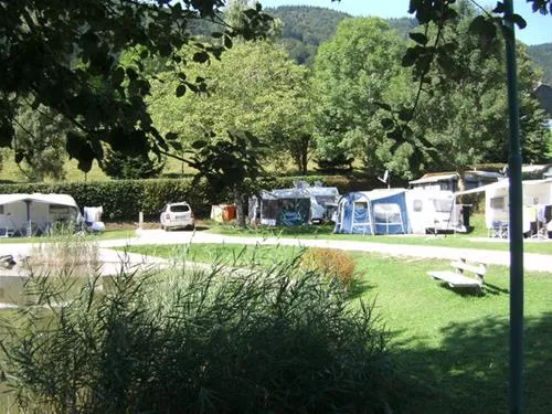 camp-mondseeland-mondseetiefgraben-b8dsm