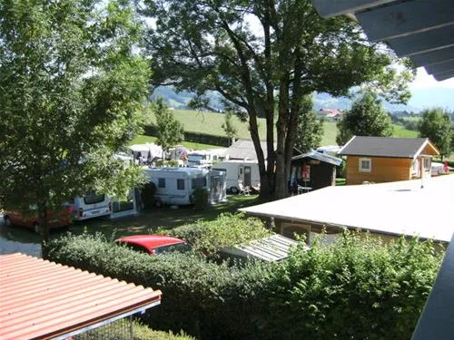 camp-mondseeland-mondseetiefgraben-kc236