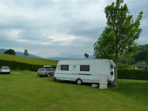 camp-mondseeland-mondseetiefgraben-oencd