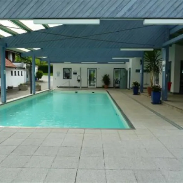 camp-mondseeland-mondseetiefgraben-xj3mk