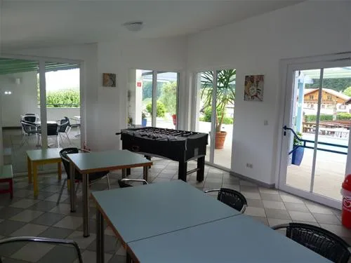 camp-mondseeland-mondseetiefgraben-yd7qu