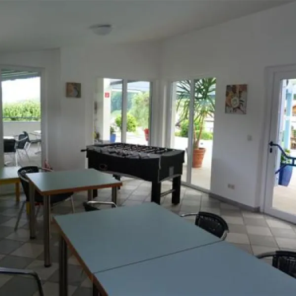 camp-mondseeland-mondseetiefgraben-yd7qu