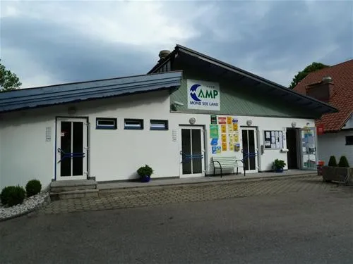 camp-mondseeland-mondseetiefgraben-yfhea