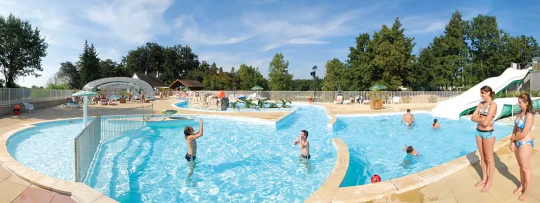 village-center-le-parc-des-allais-trogues-voxht