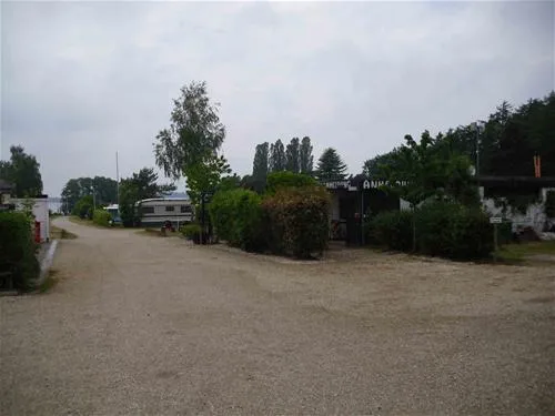 camping-gut-ruhleben-pln-uas1k