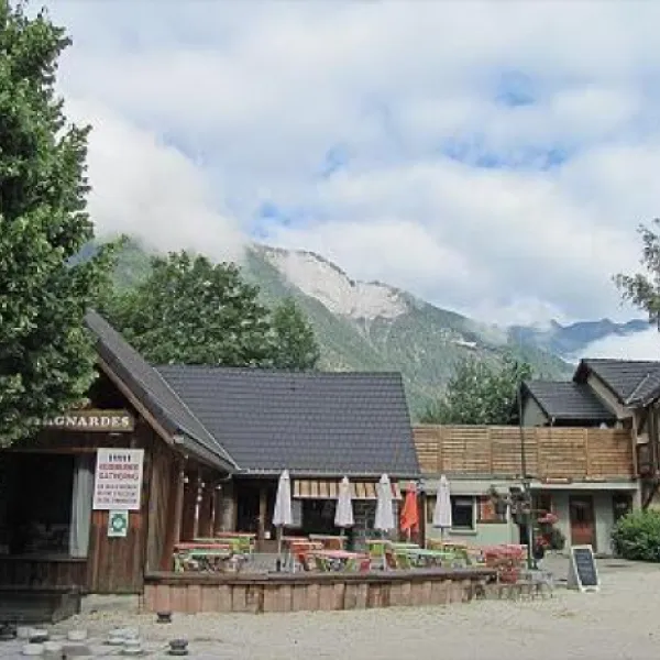 camping-le-colporteur-isre-v67bp
