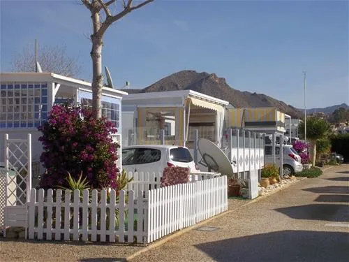 camping-los-delfines-mazarrn-svelt