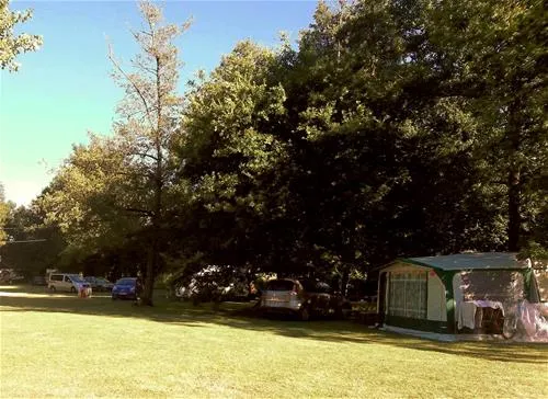 camping-de-civray-civray-afrvm