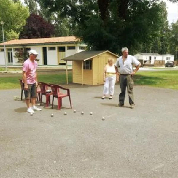 camping-de-civray-civray-ch4id