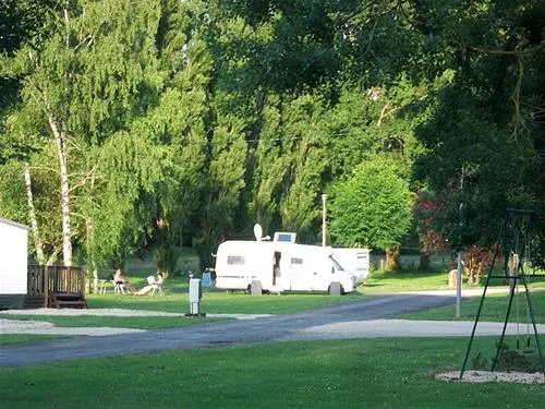 camping-de-civray-civray-ju2ld