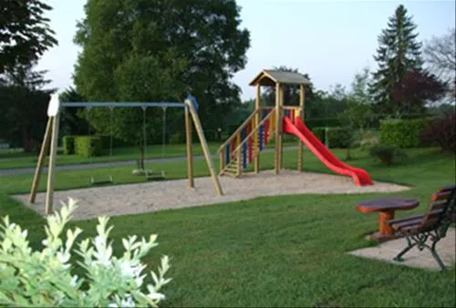 camping-fraiteux-plombieres-les-bains-dz3cf