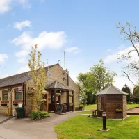 longnor-wood-caravan-park-buxton-h1ggj
