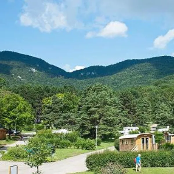 Camping Indigo Divonne