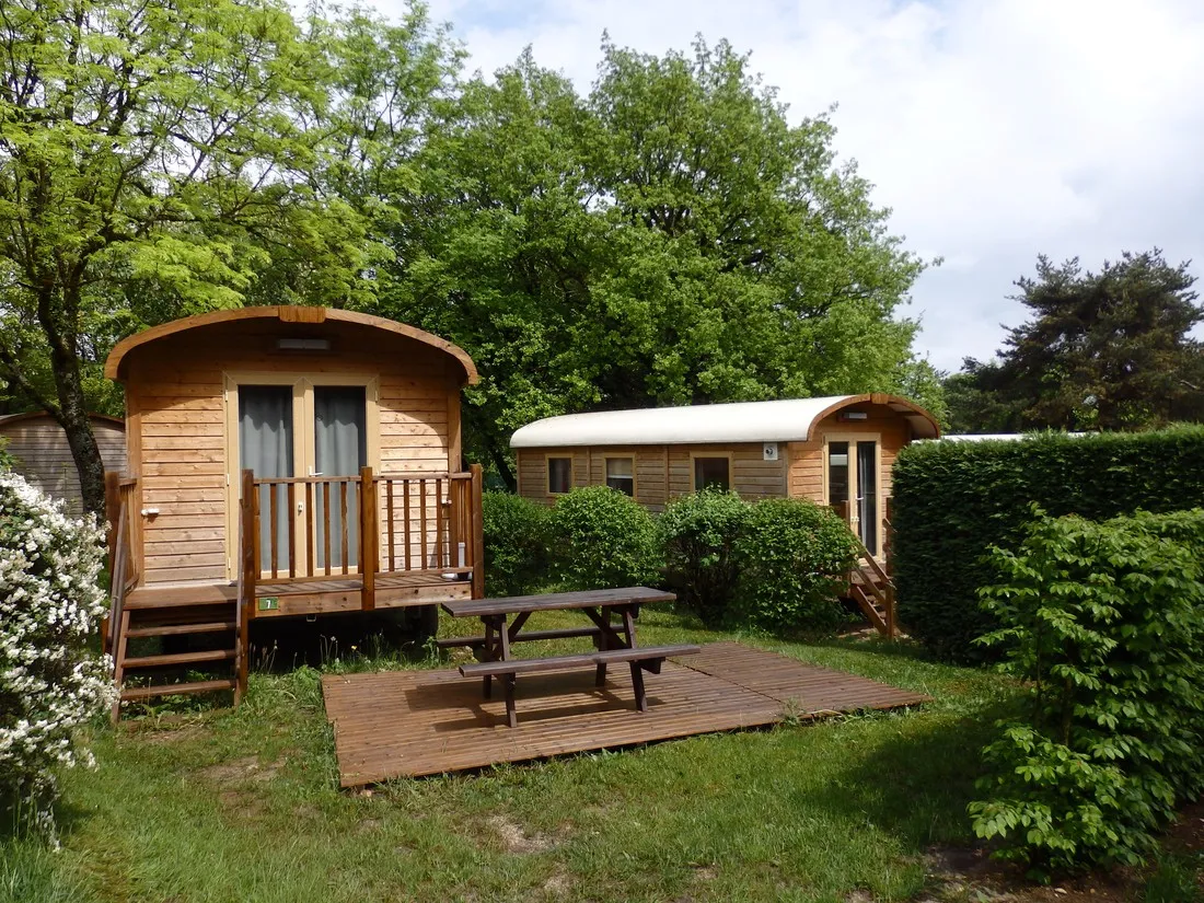camping-indigo-divonne-ain-gnepo