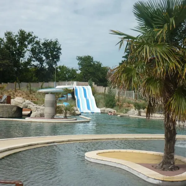 camping-le-palace-soulac-sur-mer-d4q6j
