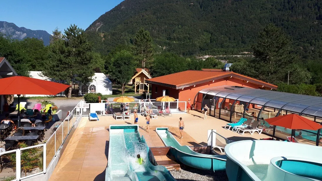 camping-champ-tillet-hautesavoie-xb0em