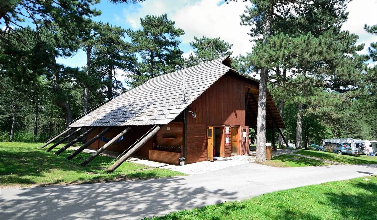autocamp-borje-korenica-3h0fy