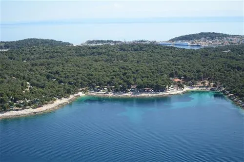 camping-cikat-mali-losinj-8qbgv