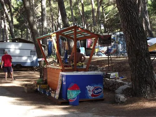 camping-cikat-mali-losinj-fyutz