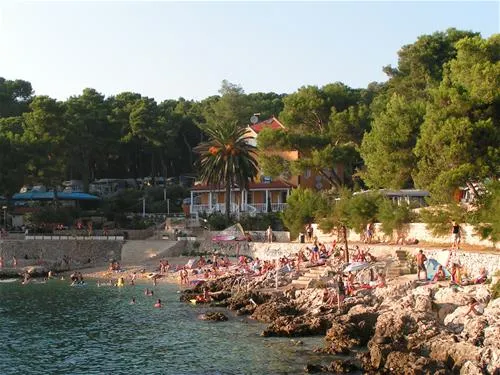camping-cikat-mali-losinj-slyuu