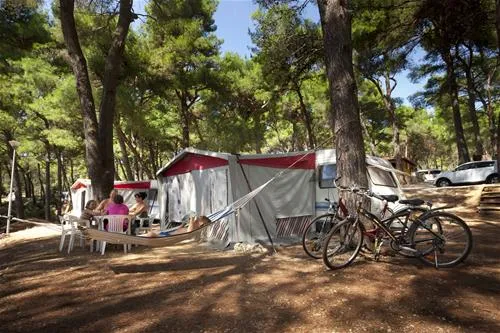 camping-cikat-mali-losinj-xbu3k