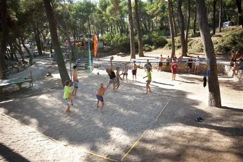 camping-cikat-mali-losinj-xyht4