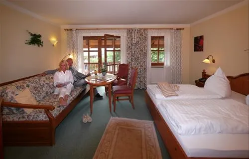 kurgutshofcamping-arterhof-bad-birnbachlengham-ytfmc