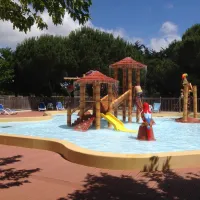 camping-antioche-le-bois-plage-en-r-ecwyf