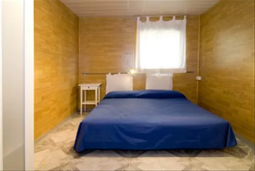 camping-bungalow-park-arco-iris-villaviciosa-de-odn-qpd9n