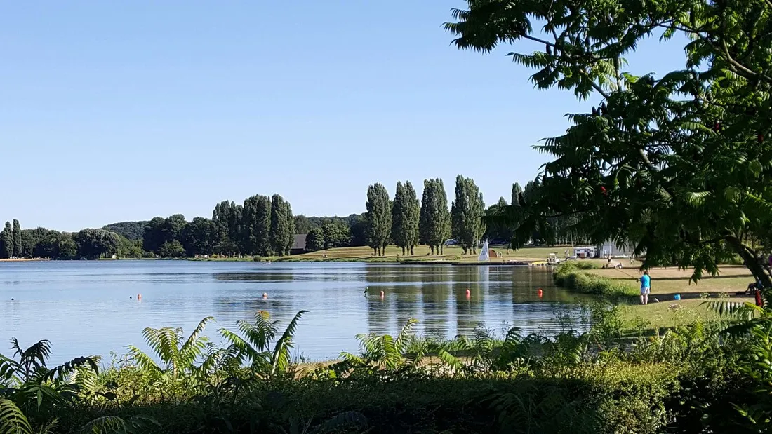 camping-du-lac-tuff-aw0wd