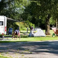 camping-du-lac-tuff-nkgzq