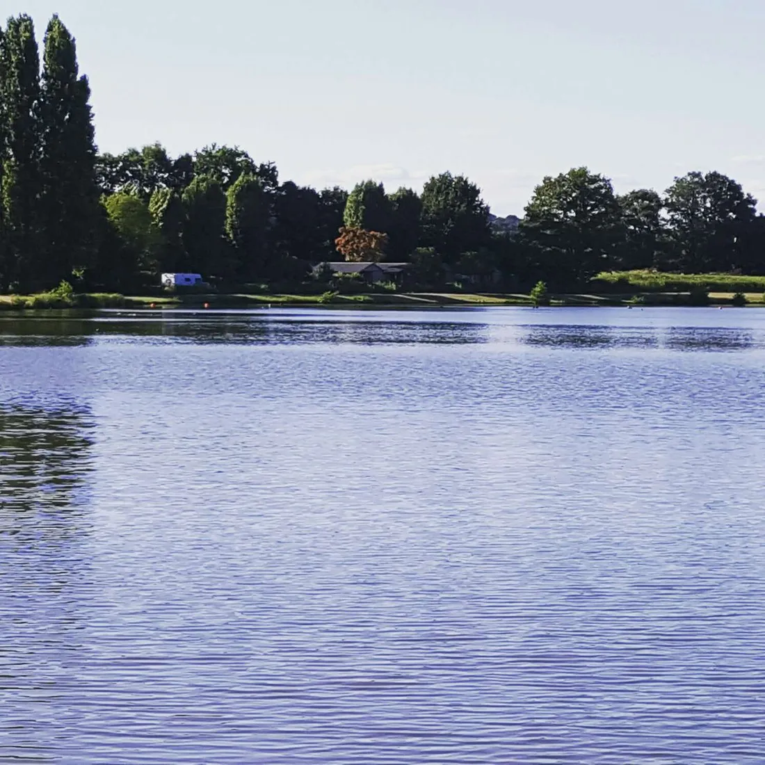camping-du-lac-tuff-yrabl