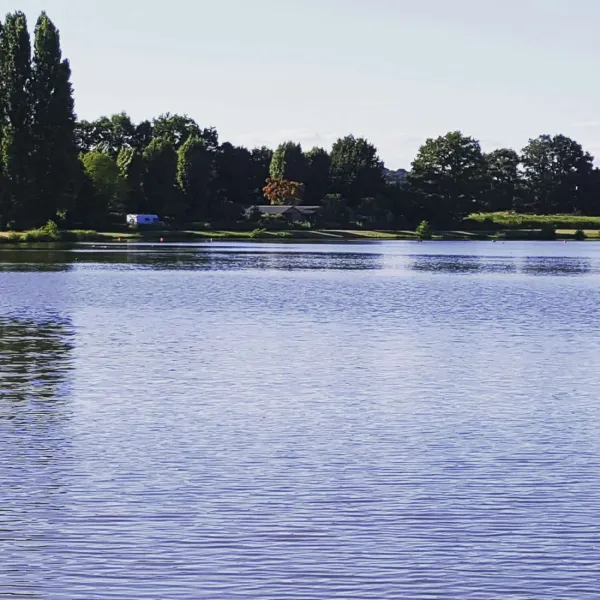 camping-du-lac-tuff-yrabl