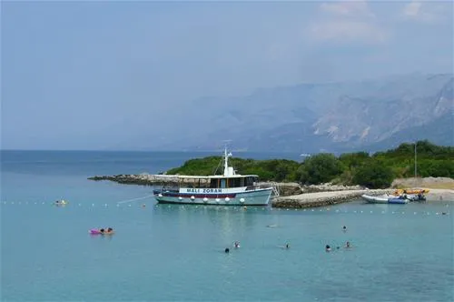 camping-mlaska-suuraj-otok-hvar-5oknk