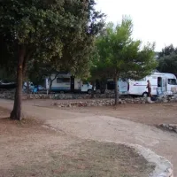 camping-mlaska-suuraj-otok-hvar-7yg1x