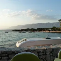 camping-mlaska-suuraj-otok-hvar-cnyxk