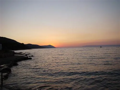 camping-mlaska-suuraj-otok-hvar-rddfa