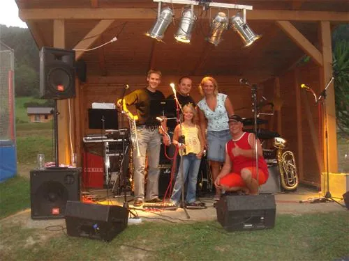ideal-camping-lampele-ossiach-jliuz