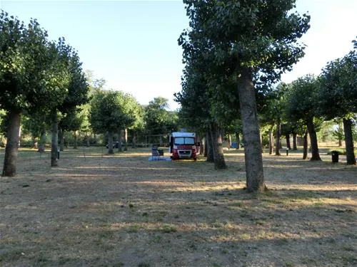 parque-de-campismo-rossio-de-valhelhas-guarda-baywl