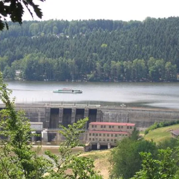 camping-talsperre-kriebstein-hfchen-bei-mittweida-4z4kp