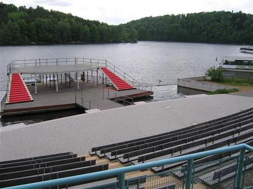 camping-talsperre-kriebstein-hfchen-bei-mittweida-y2avy