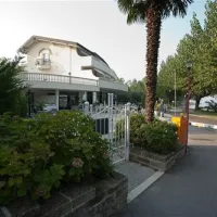 camping-sirmione-sirmione-4kchk